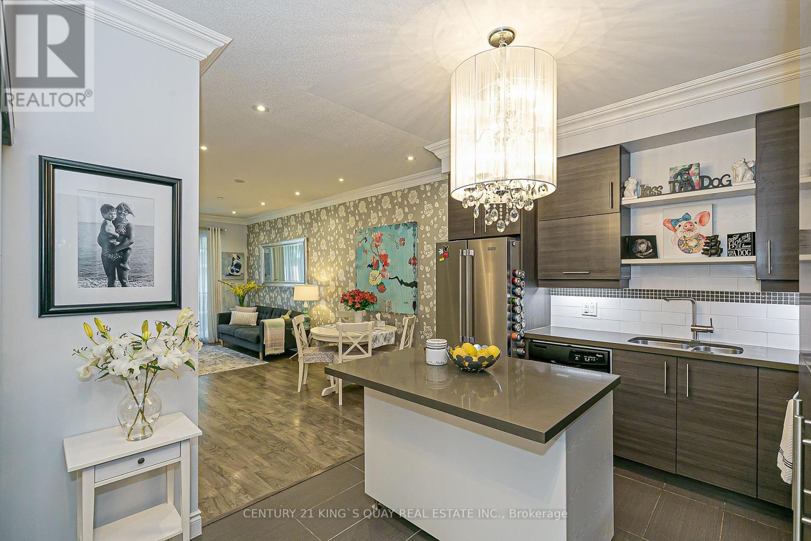 Property at 103 - 277 SOUTH PARK ROAD image 4