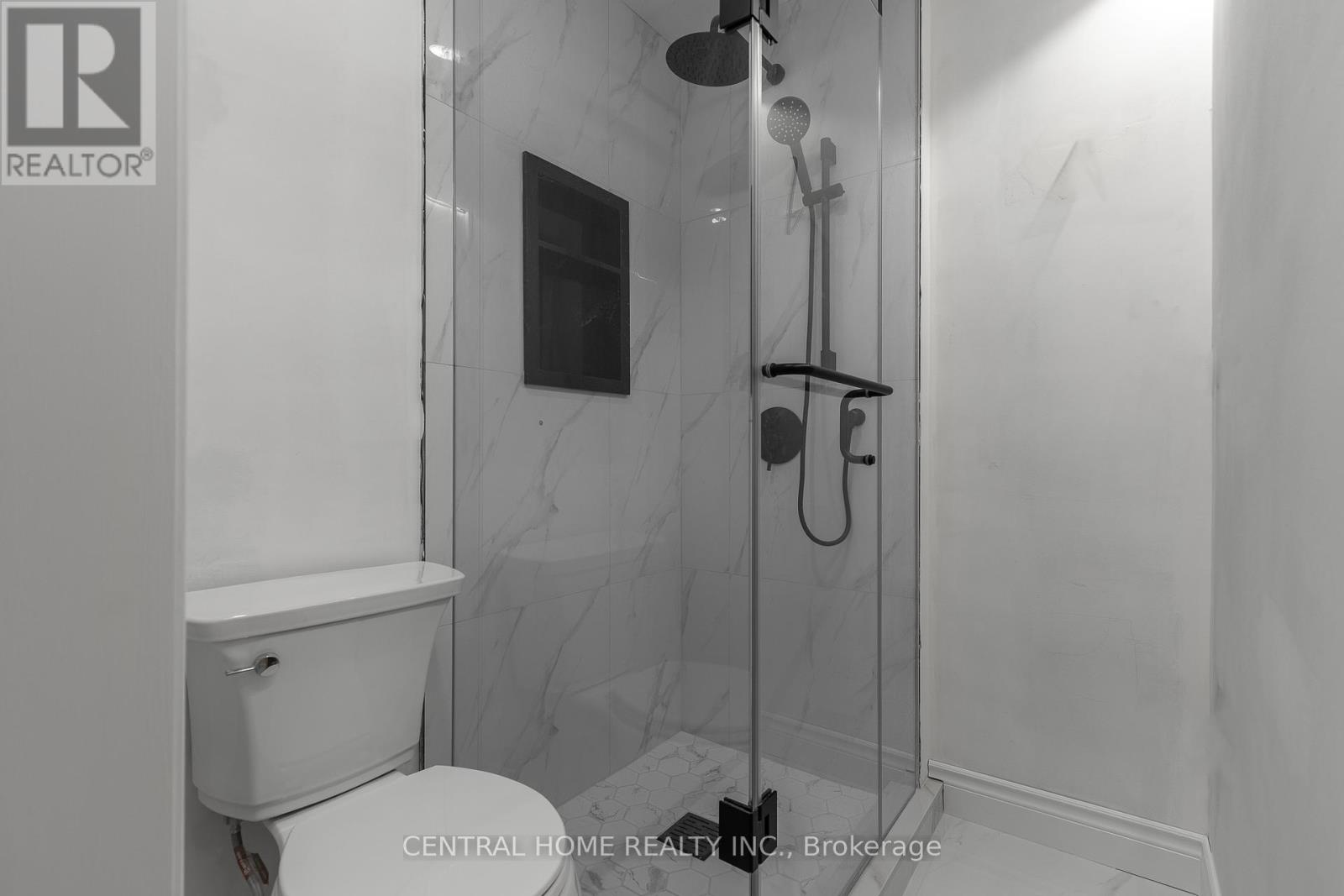 Bsmt - 19 Valleycrest Avenue, Markham, Ontario  L3P 1H6 - Photo 9 - N12315910