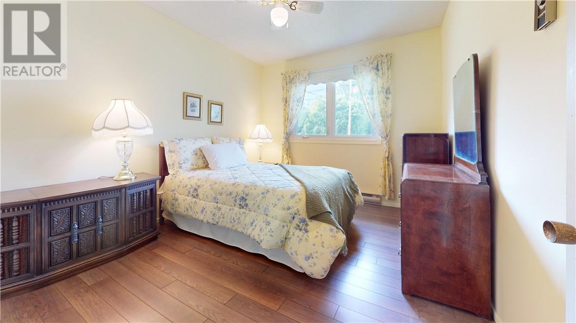 38 W Robinson Street, Little Current, Ontario  P0P 1K0 - Photo 24 - 2123434