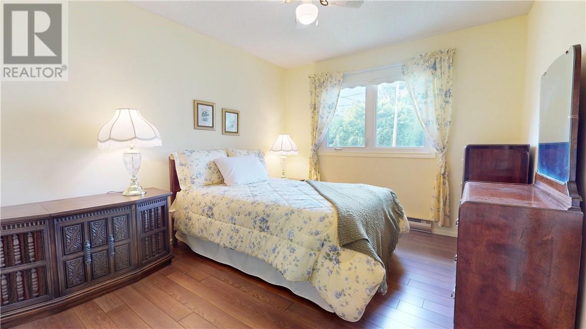 38 W Robinson Street, Little Current, Ontario  P0P 1K0 - Photo 22 - 2123434