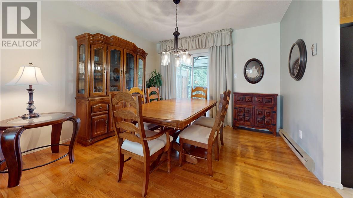 38 W Robinson Street, Little Current, Ontario  P0P 1K0 - Photo 9 - 2123434