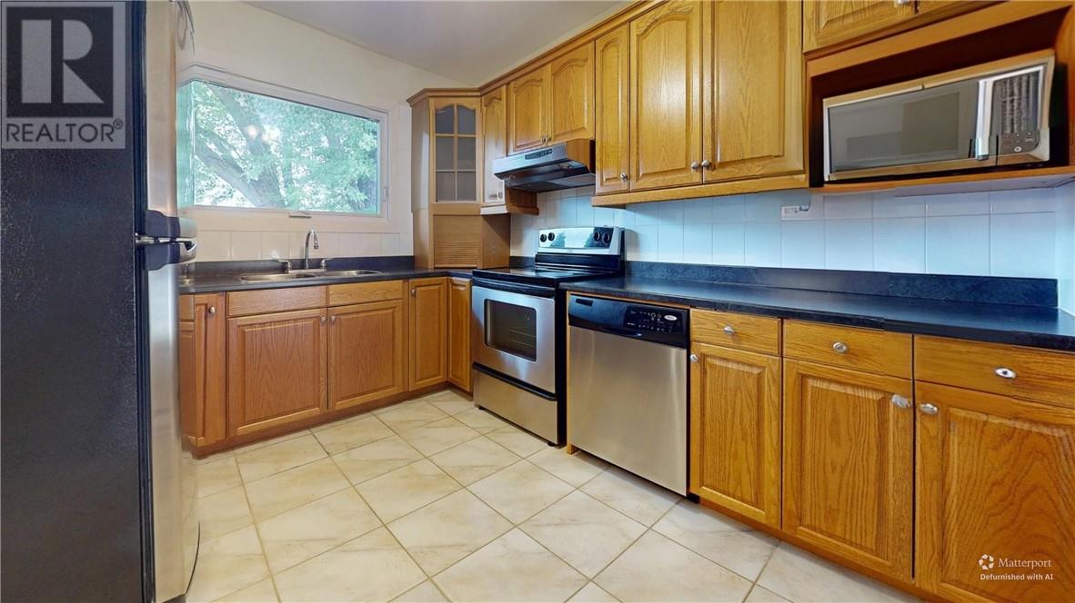 38 W Robinson Street, Little Current, Ontario  P0P 1K0 - Photo 7 - 2123434