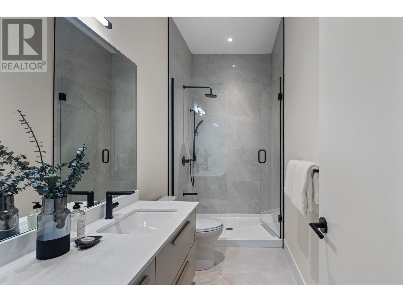 7681 Cerulean Drive, Pemberton, British Columbia  V0N 2L3 - Photo 16 - R3032356