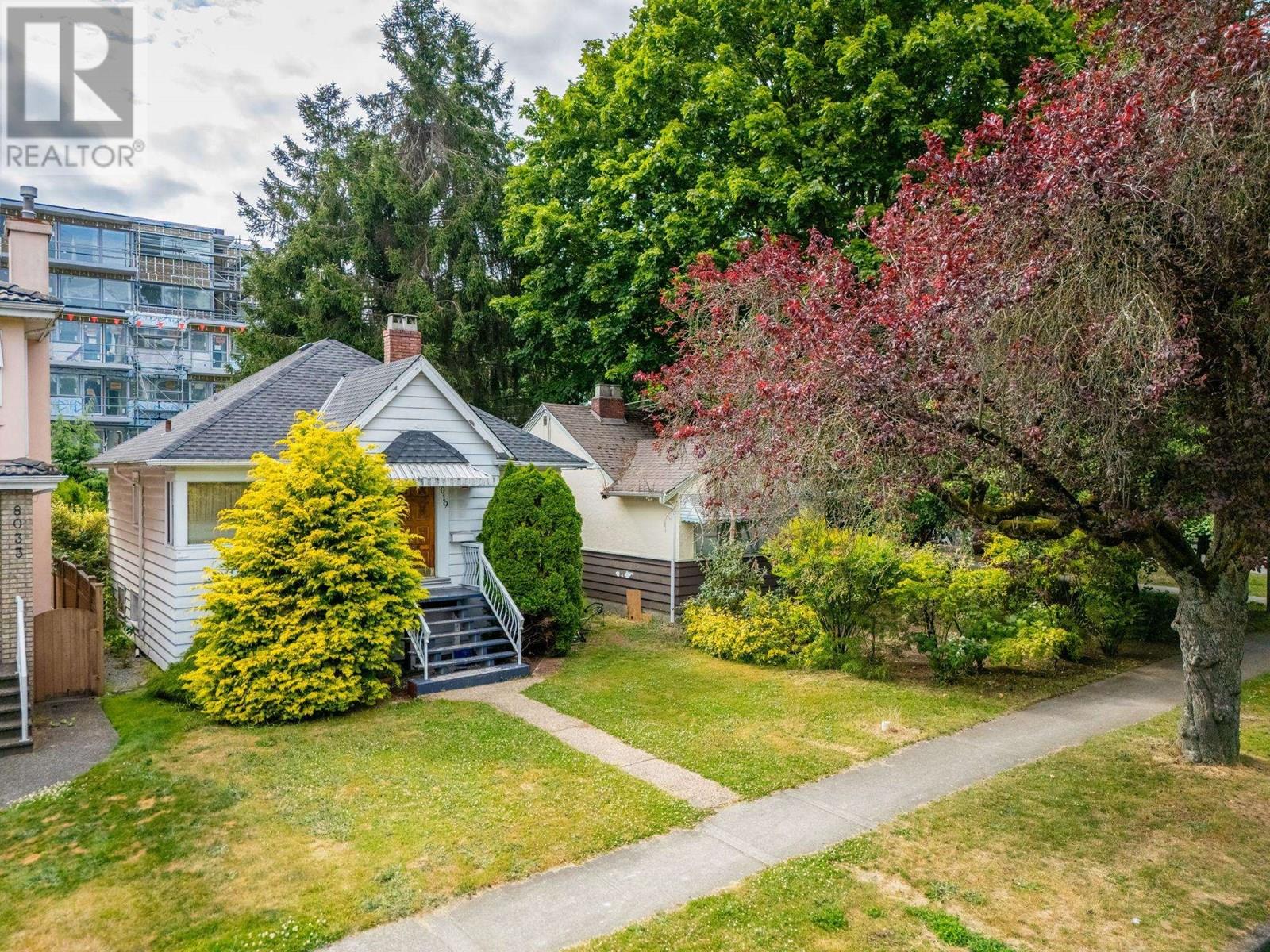 8019 Shaughnessy Street, Vancouver, British Columbia  V6P 3X9 - Photo 5 - R3032380