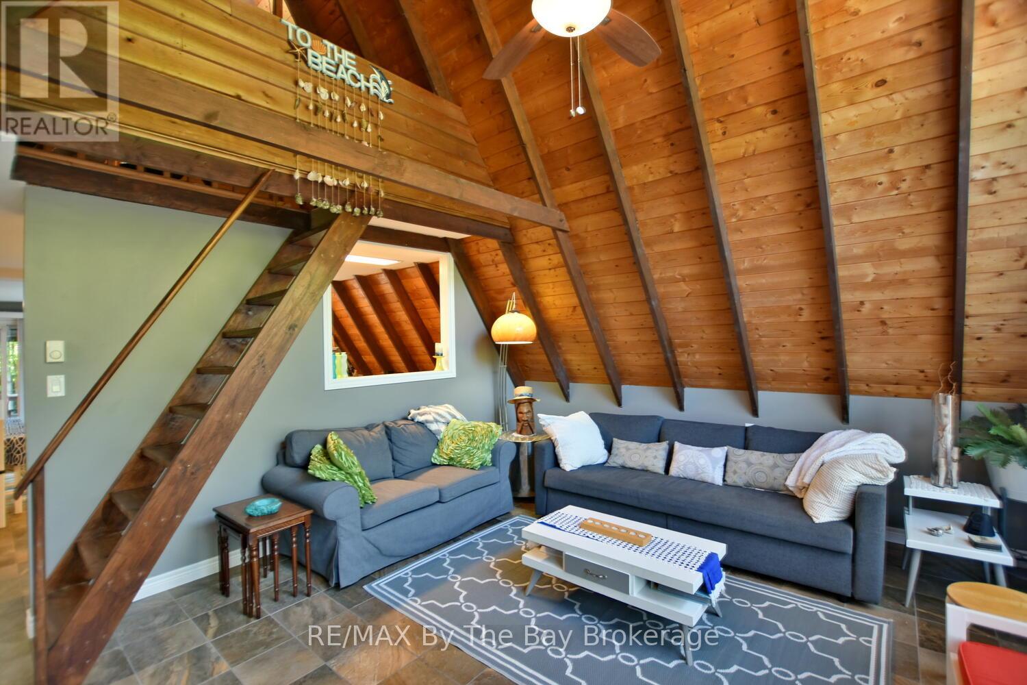 1335 River Road E, Wasaga Beach, Ontario  L9Z 2R7 - Photo 12 - S12316454