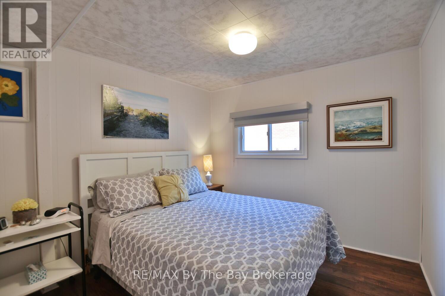 1335 River Road E, Wasaga Beach, Ontario  L9Z 2R7 - Photo 20 - S12316454