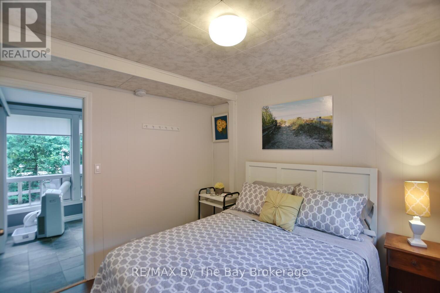 1335 River Road E, Wasaga Beach, Ontario  L9Z 2R7 - Photo 21 - S12316454