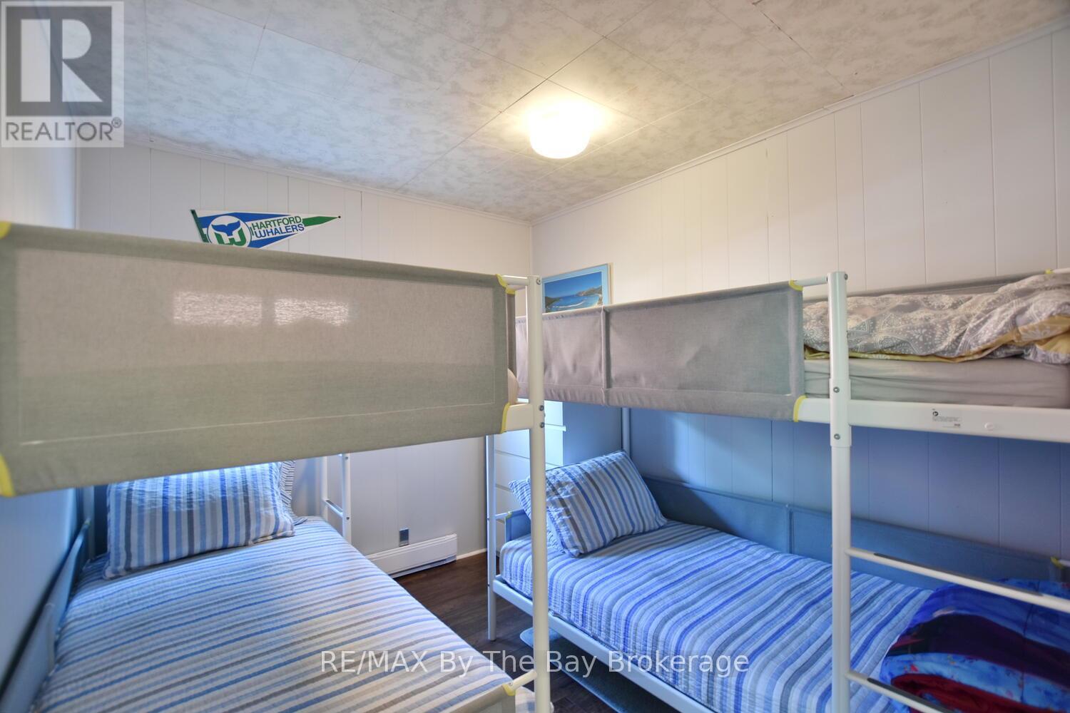 1335 River Road E, Wasaga Beach, Ontario  L9Z 2R7 - Photo 24 - S12316454