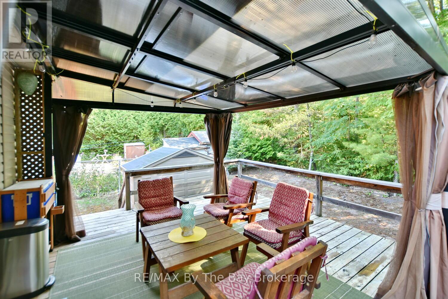1335 River Road E, Wasaga Beach, Ontario  L9Z 2R7 - Photo 43 - S12316454