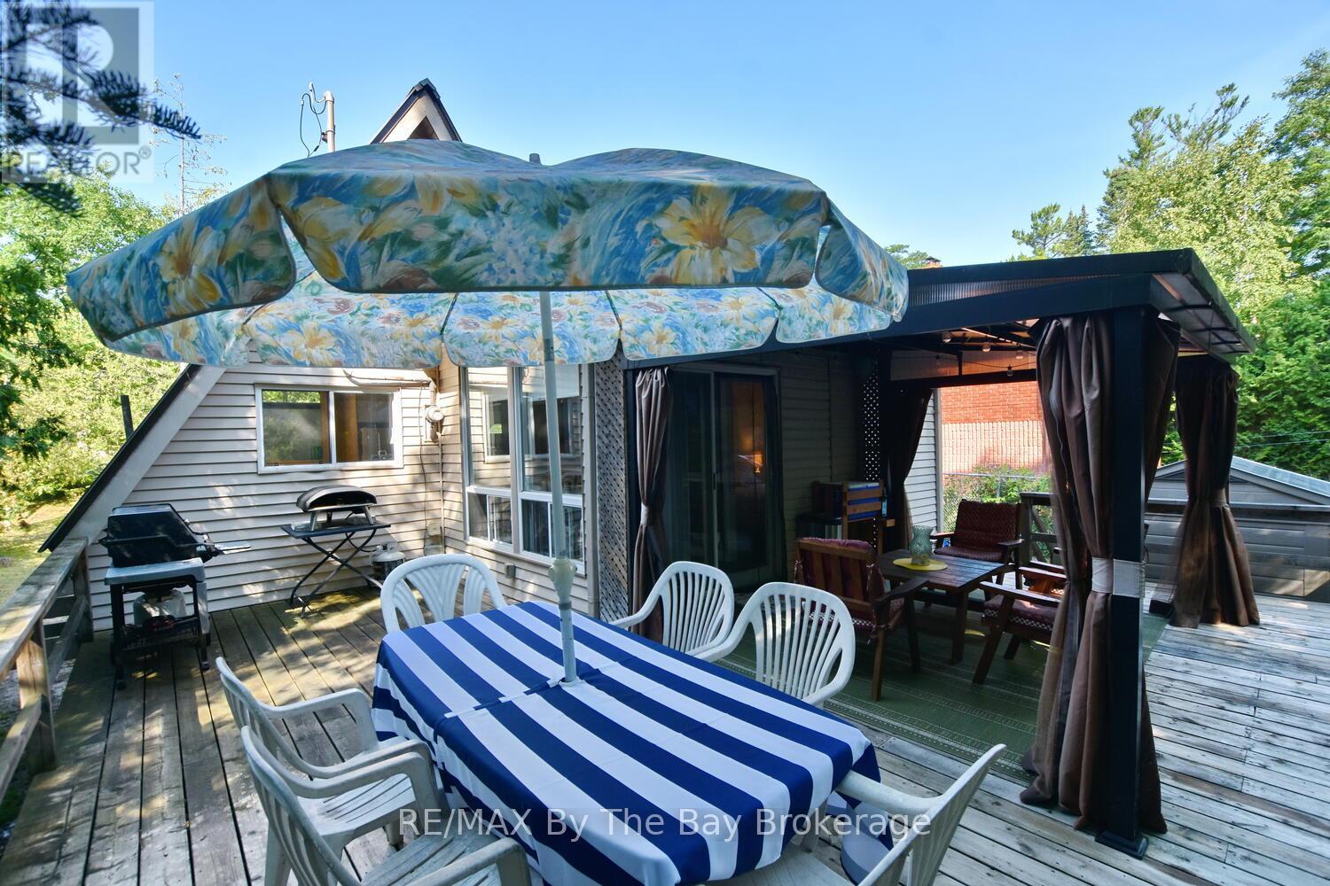 1335 River Road E, Wasaga Beach, Ontario  L9Z 2R7 - Photo 45 - S12316454