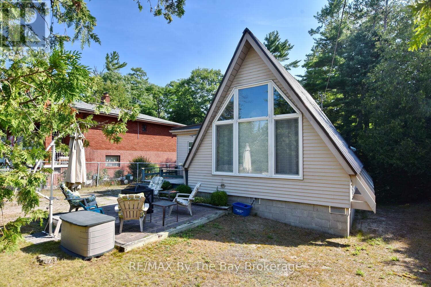 1335 River Road E, Wasaga Beach, Ontario  L9Z 2R7 - Photo 6 - S12316454
