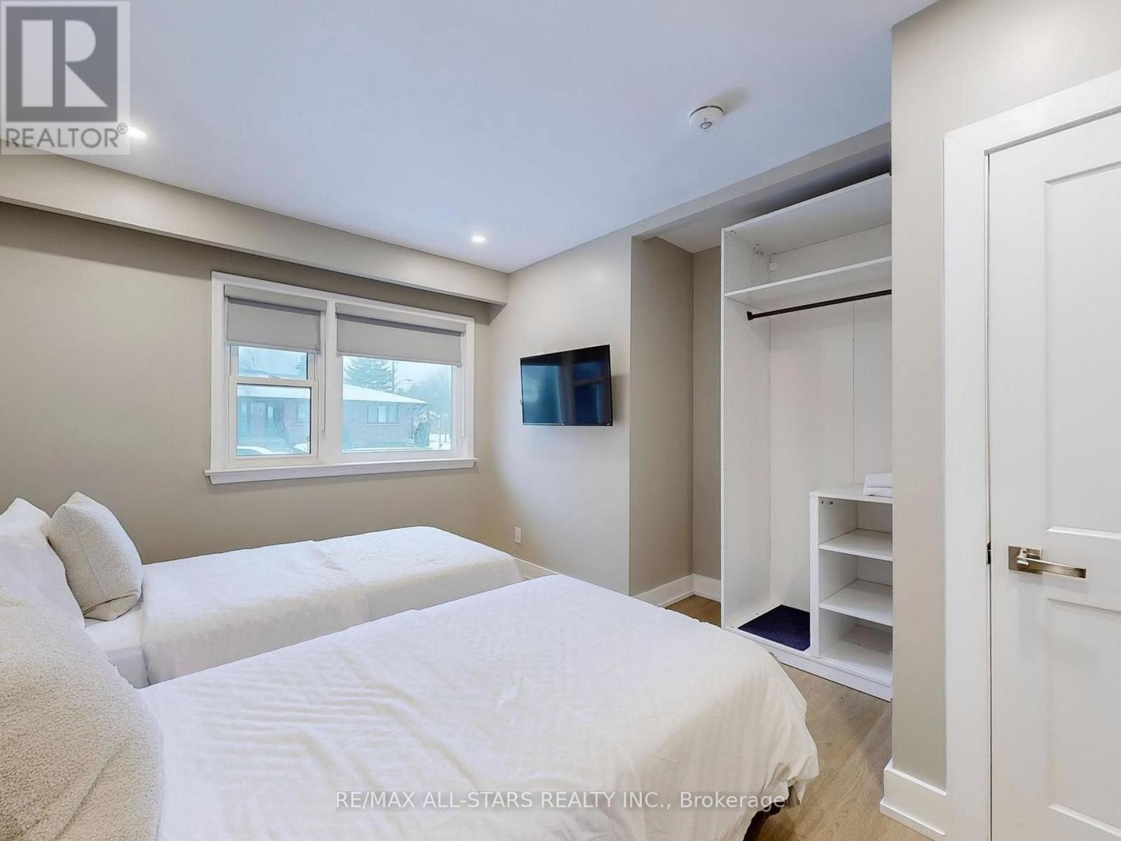 105 Betty Ann Drive, Toronto, Ontario  M2N 1X1 - Photo 14 - C12315944