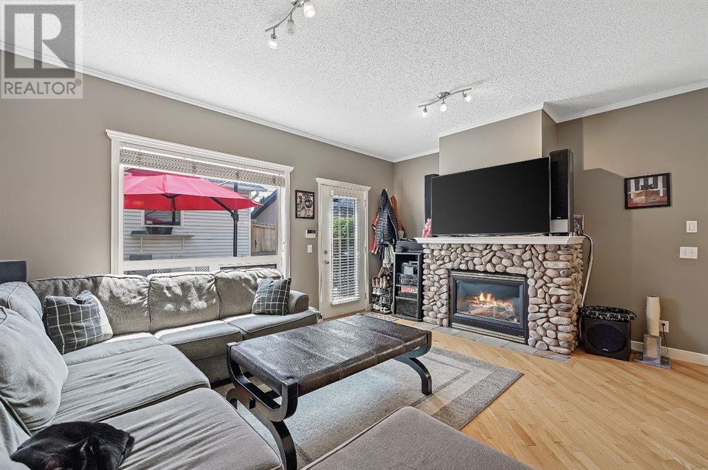 Property at 2119 21 Avenue SW image 5