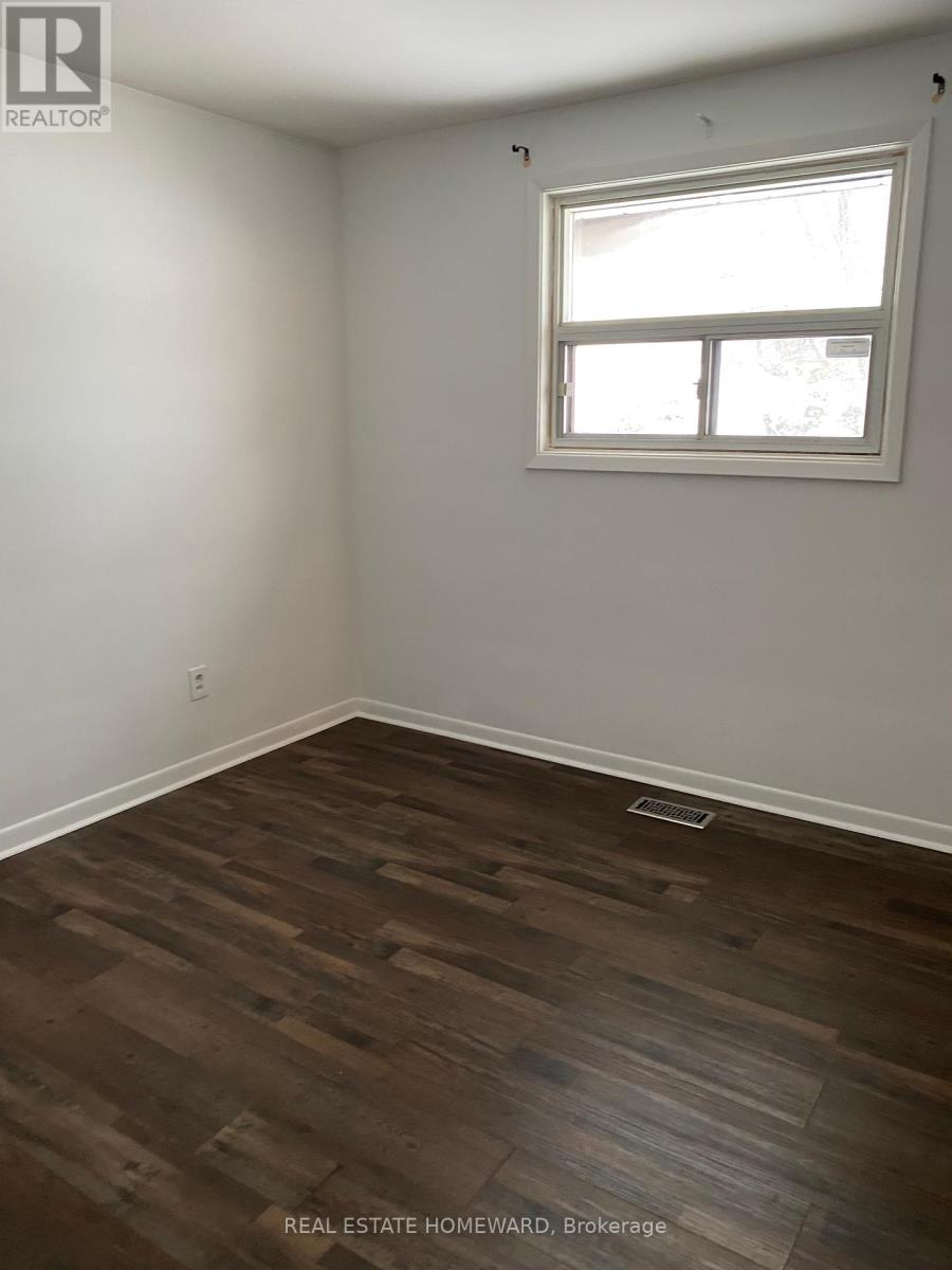 Property at 7 DUNLOP AVENUE image 3