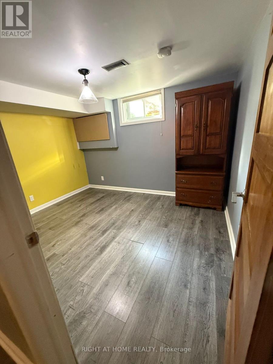 Property at BASEMENT - 231 MICHAELMAS STREET image 4