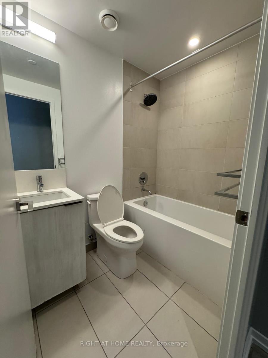 101 - 7890 Jane Street, Vaughan, Ontario  L4K 0K9 - Photo 12 - N12316490