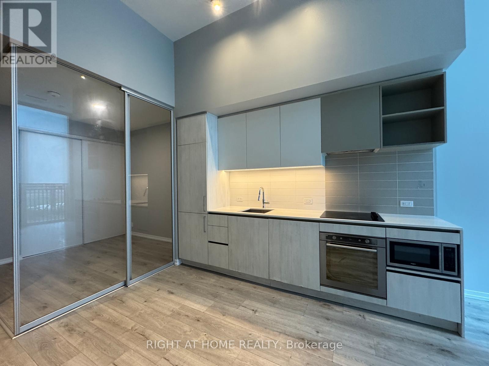 101 - 7890 Jane Street, Vaughan, Ontario  L4K 0K9 - Photo 18 - N12316490