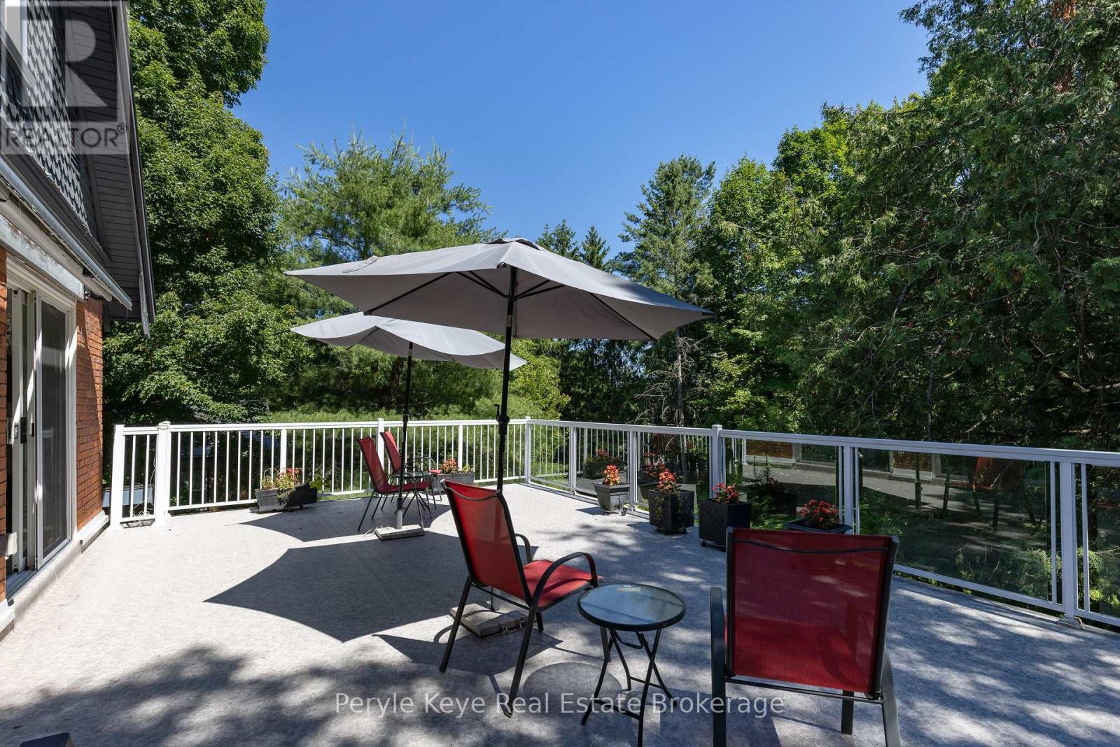 Property at 96 ONTARIO STREET image 3