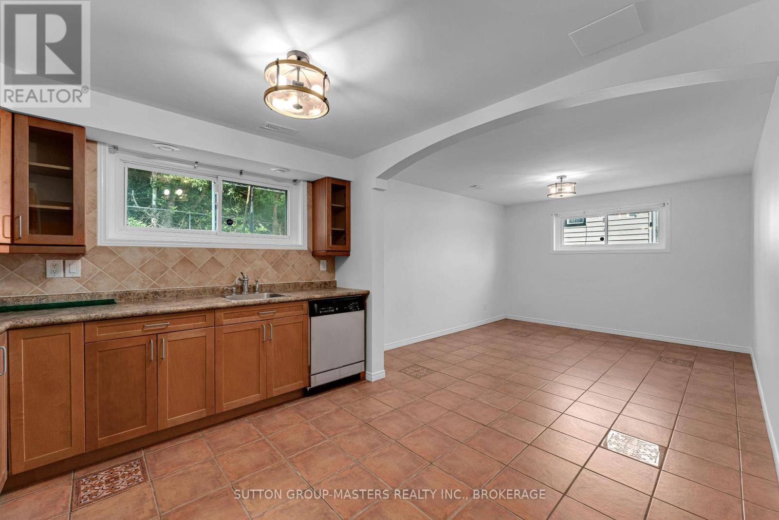 14 Baker Street, Kingston (Rideau), Ontario  K7K 4Z3 - Photo 30 - X12316564