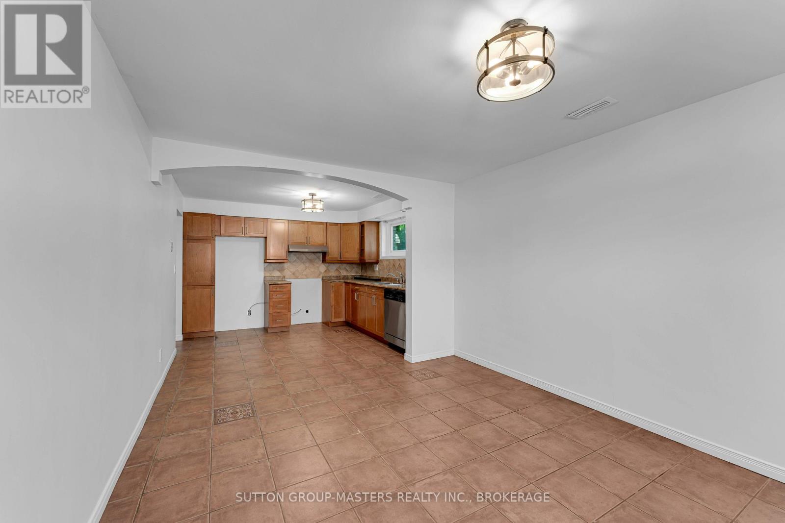 14 Baker Street, Kingston (Rideau), Ontario  K7K 4Z3 - Photo 31 - X12316564