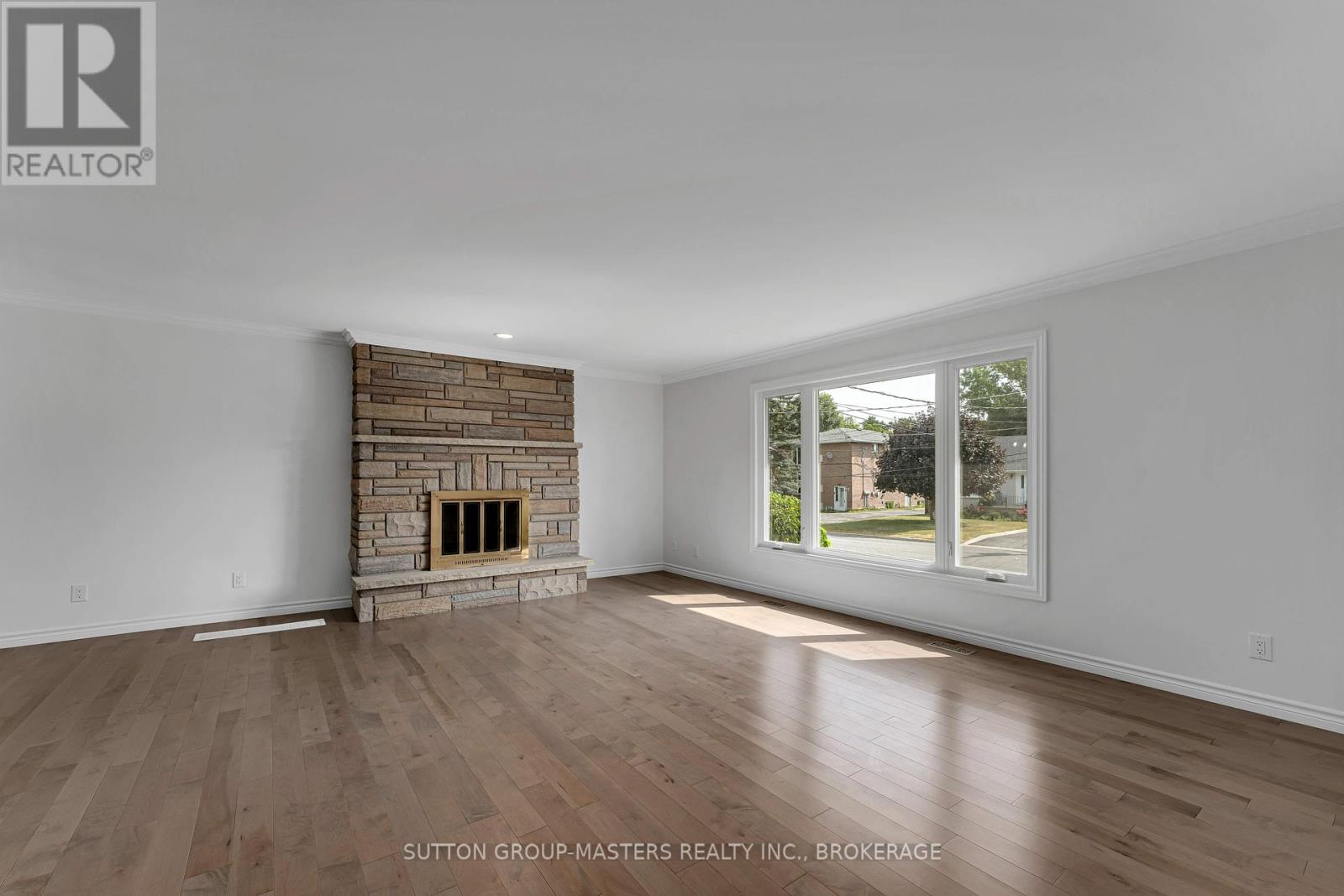 14 Baker Street, Kingston (Rideau), Ontario  K7K 4Z3 - Photo 8 - X12316564