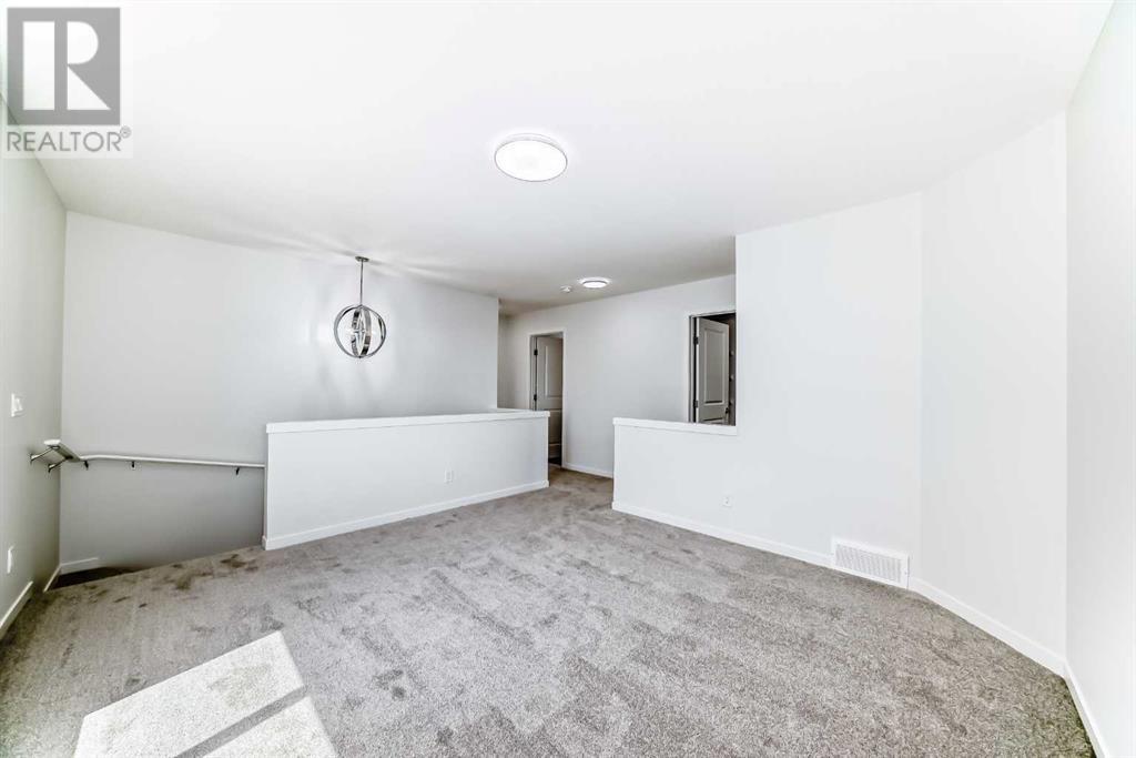 934 Bayview Heights Sw, Airdrie, Alberta  T4B 5M6 - Photo 35 - A2236726