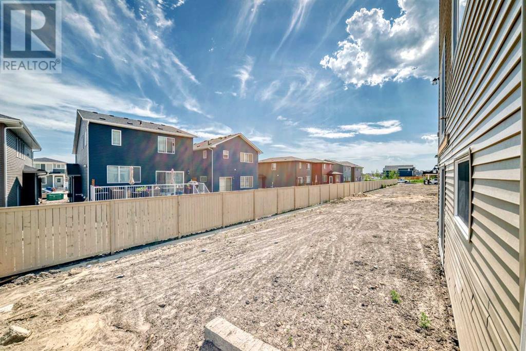 934 Bayview Heights Sw, Airdrie, Alberta  T4B 5M6 - Photo 47 - A2236726