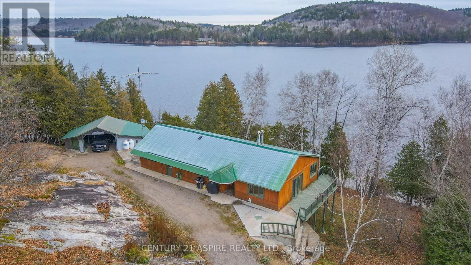 336 Wiltom Drive, Madawaska Valley, Ontario  K0J 1B0 - Photo 2 - X12316582