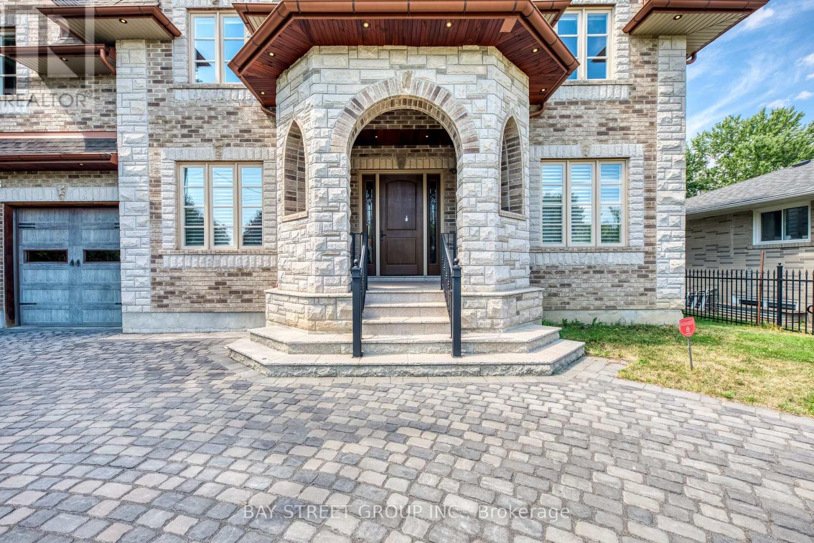 Property at 132 CRESTWOOD ROAD image 3