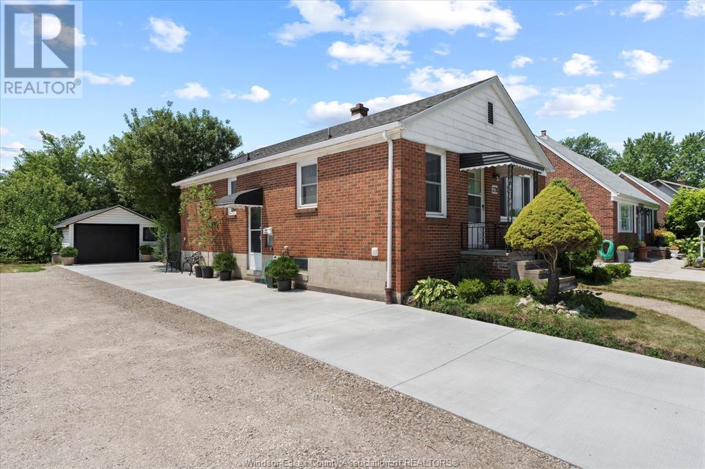 Property at 379 LAUZON ROAD image 2