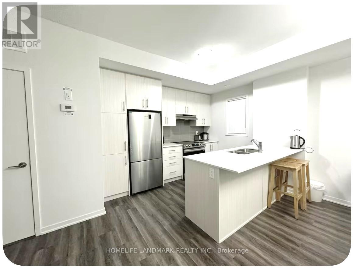 Property at 31 - 15 WILLIAM JACKSON WAY image 3