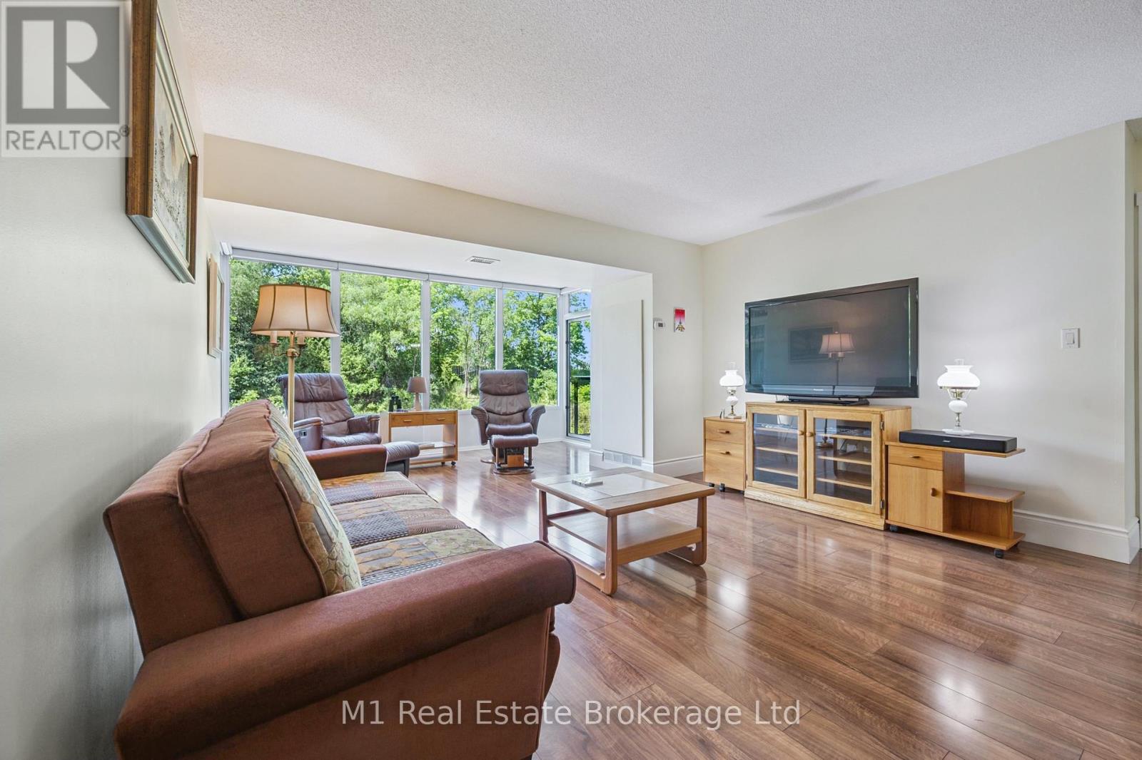 506 - 237 King Street W, Cambridge, Ontario  N3H 5L2 - Photo 10 - X12316602