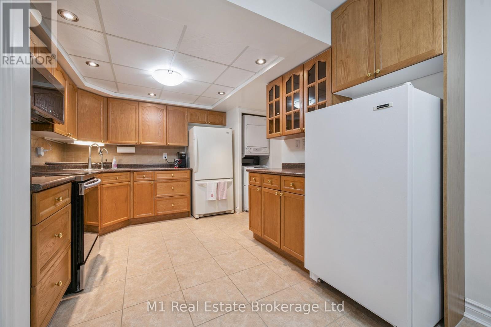 506 - 237 King Street W, Cambridge, Ontario  N3H 5L2 - Photo 17 - X12316602