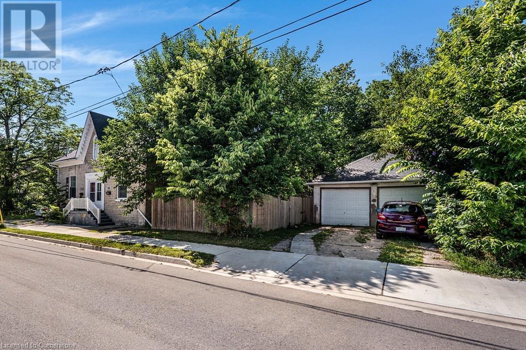 Property at 146 WESTMINSTER Drive S image 1