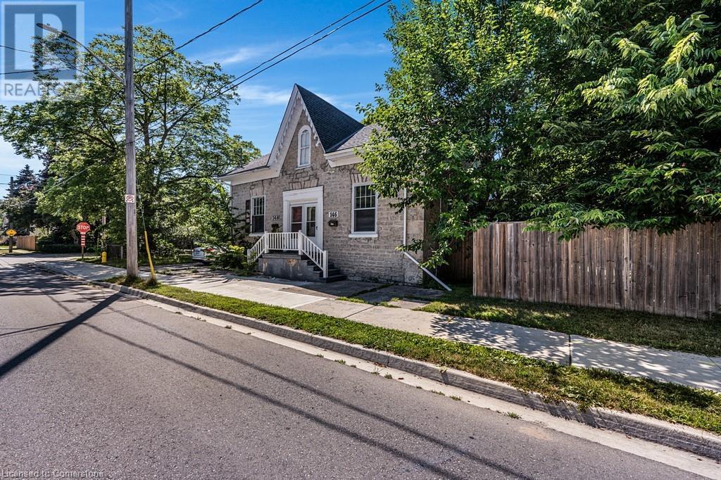 Property at 146 WESTMINSTER Drive S image 3