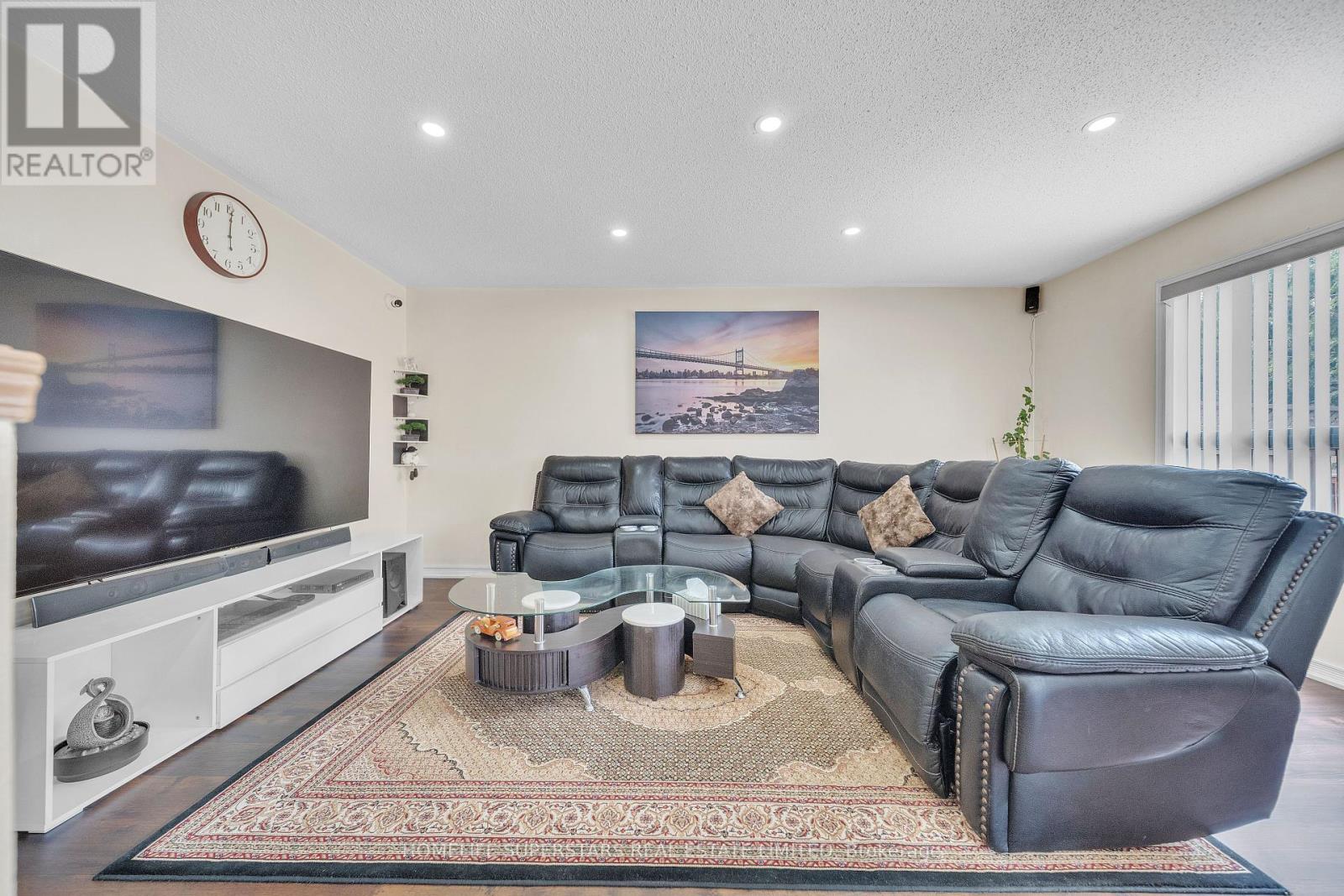 82 Jewel Crescent, Brampton, Ontario  L6R 2P4 - Photo 12 - W12316600