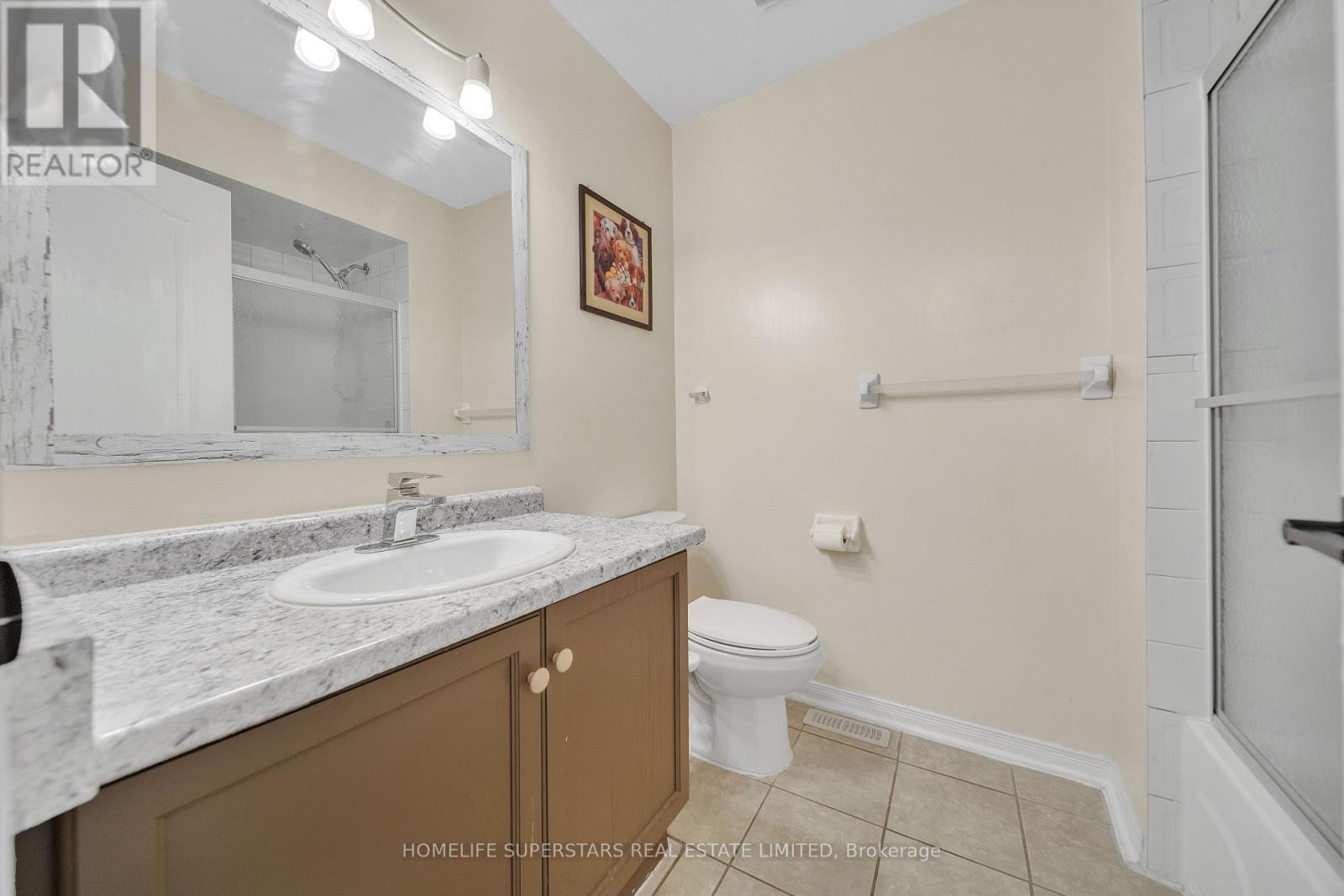82 Jewel Crescent, Brampton, Ontario  L6R 2P4 - Photo 32 - W12316600