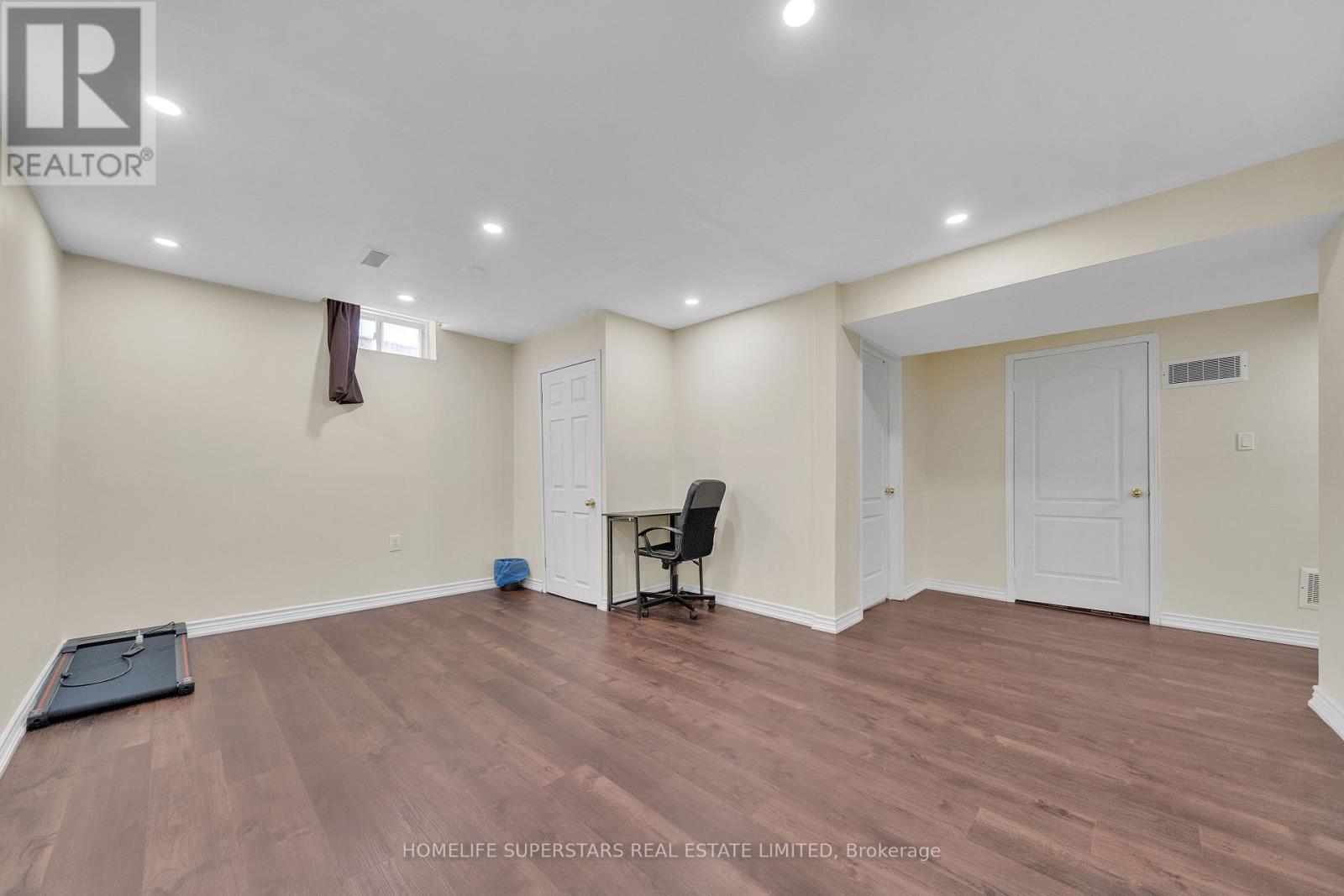 82 Jewel Crescent, Brampton, Ontario  L6R 2P4 - Photo 44 - W12316600