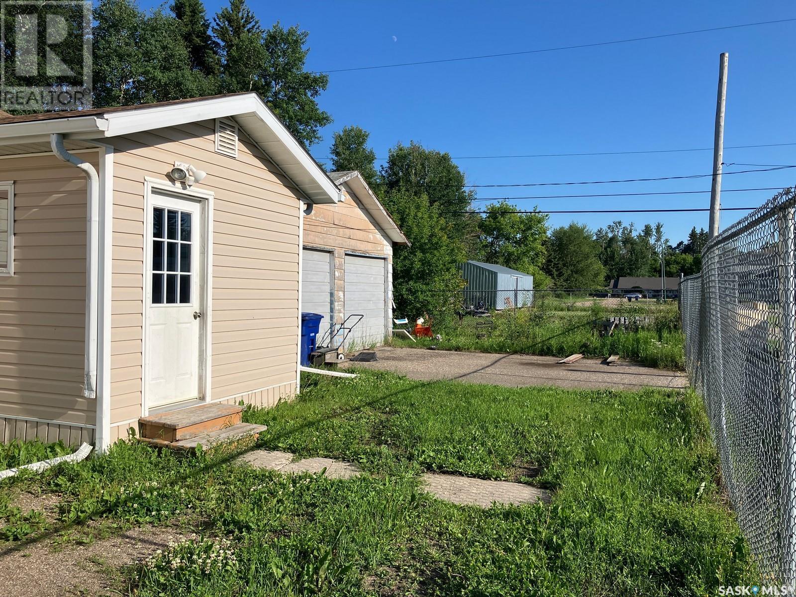 610 Nipawin Road E, Nipawin, Saskatchewan  S0E 1E0 - Photo 3 - SK997195