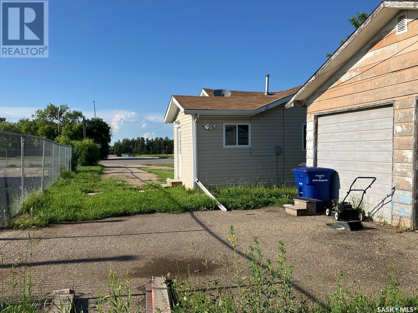610 Nipawin Road E, Nipawin, Saskatchewan  S0E 1E0 - Photo 43 - SK997195