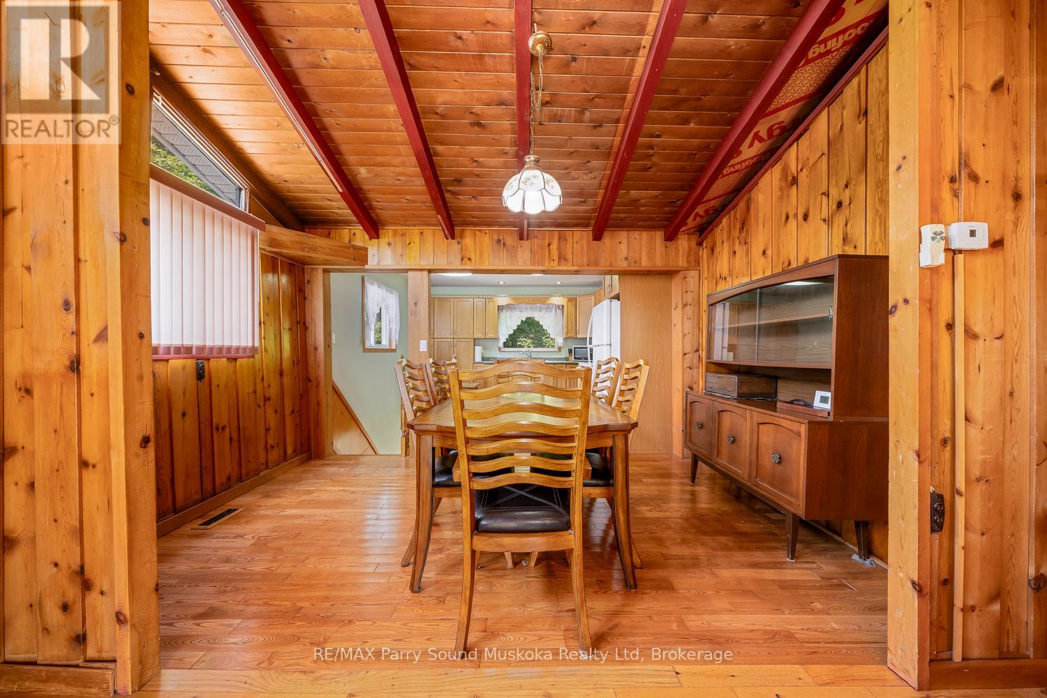 124 Pinewood Road, Mcdougall, Ontario  P2A 2W9 - Photo 15 - X12316640