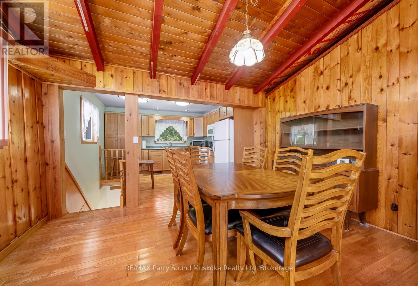 124 Pinewood Road, Mcdougall, Ontario  P2A 2W9 - Photo 16 - X12316640