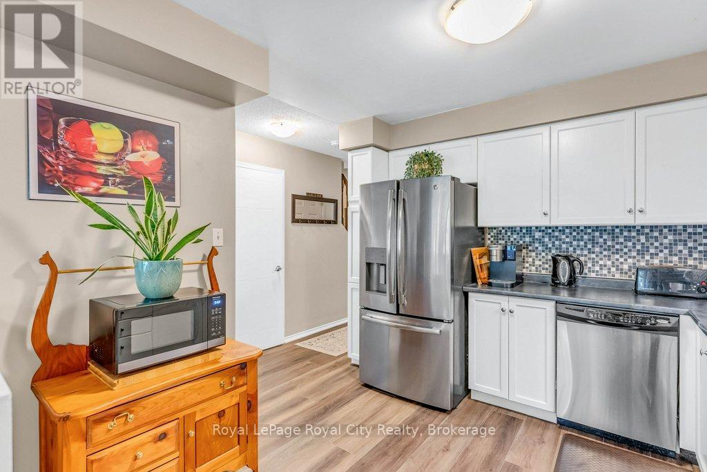 38 - 240 London Road W, Guelph, Ontario  N1H 8N8 - Photo 13 - X12316643