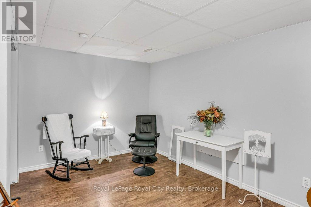 38 - 240 London Road W, Guelph, Ontario  N1H 8N8 - Photo 35 - X12316643