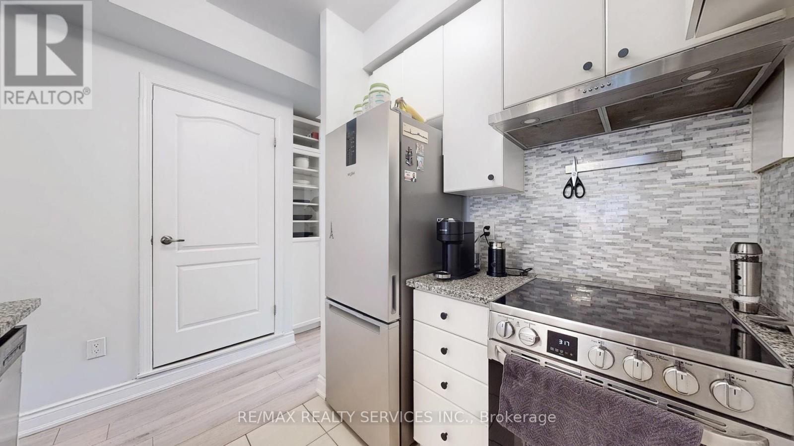 218 - 17 Coneflower Crescent, Toronto, Ontario  M2R 0A5 - Photo 14 - C12316637