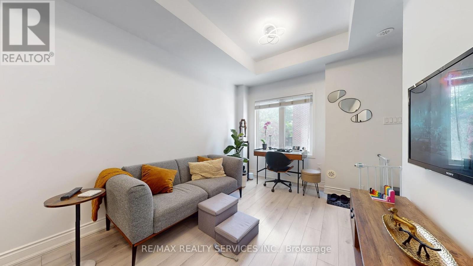 218 - 17 Coneflower Crescent, Toronto, Ontario  M2R 0A5 - Photo 5 - C12316637
