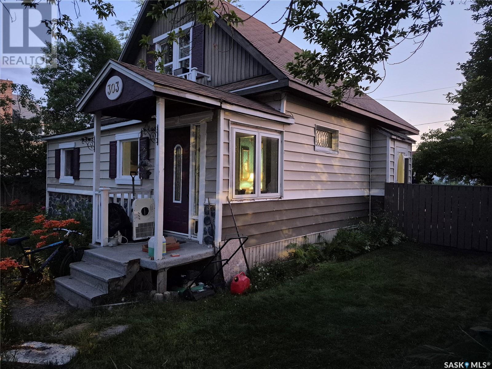 303 Edward Street, Radisson, Saskatchewan  S0K 3L0 - Photo 2 - SK013965