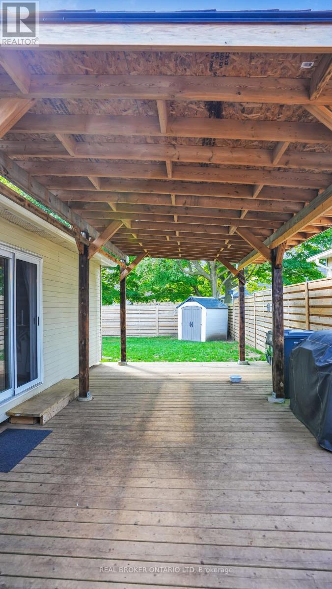764 Classic Drive, London East, Ontario  N5W 5V2 - Photo 19 - X12316697
