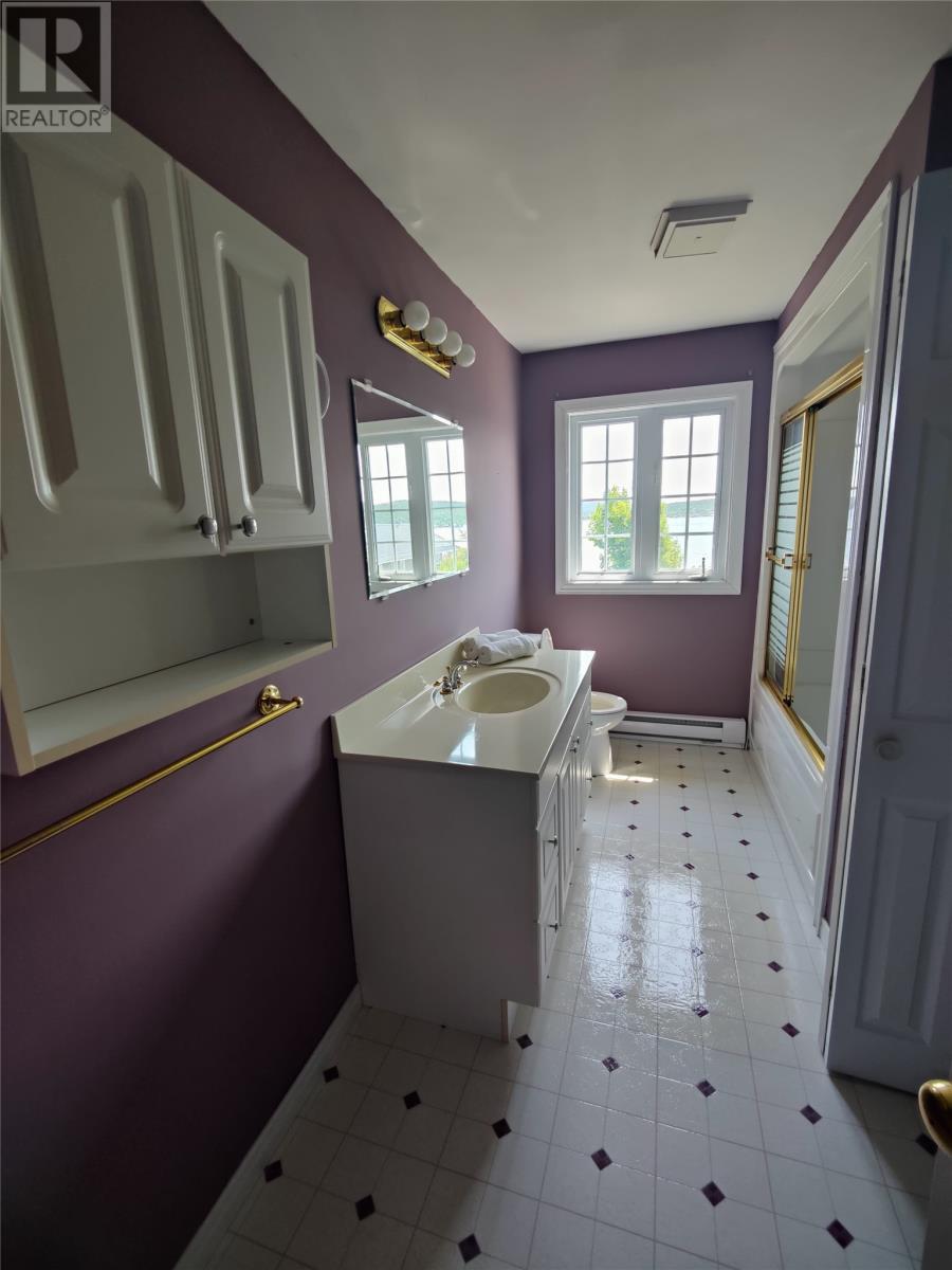 122 Main Street N, Glovertown, Newfoundland & Labrador  A0G 2L0 - Photo 17 - 1288464