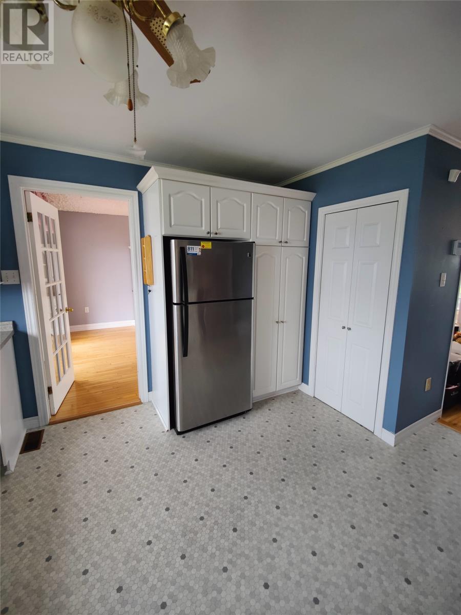 122 Main Street N, Glovertown, Newfoundland & Labrador  A0G 2L0 - Photo 8 - 1288464